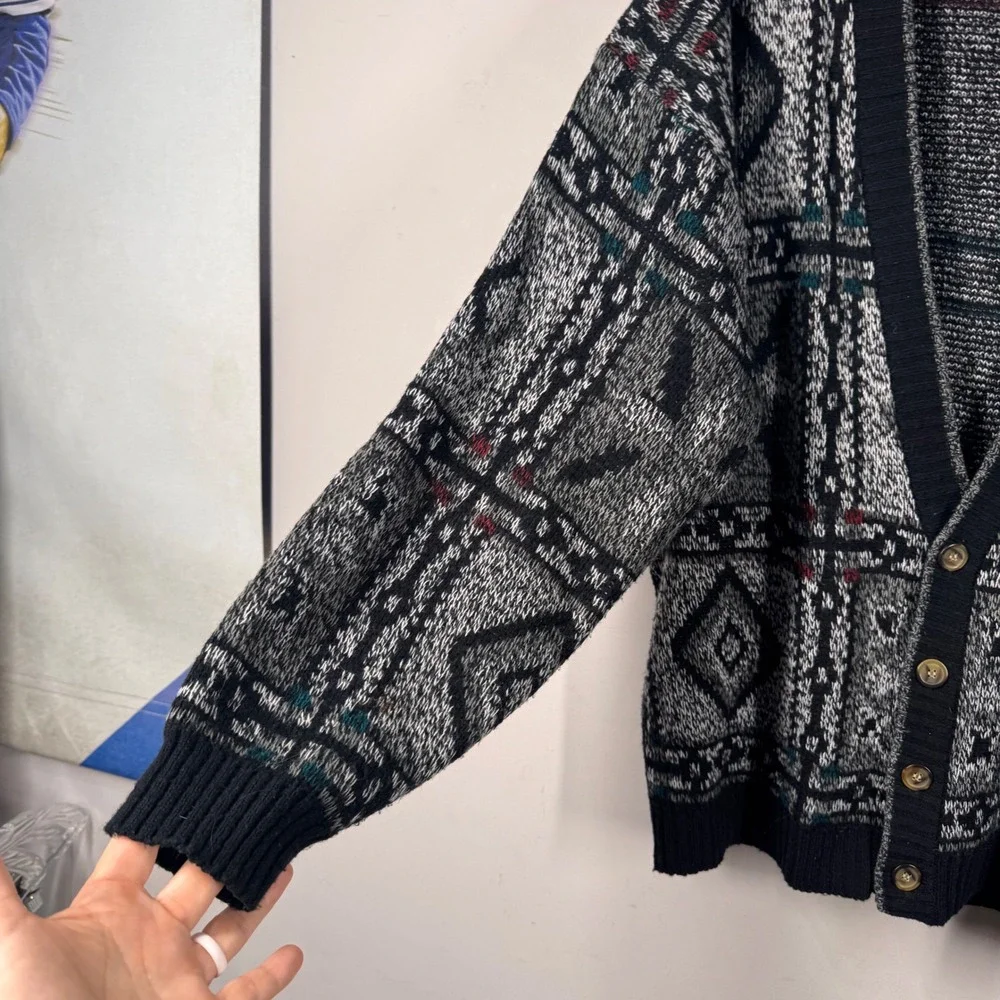 Michael Gerald Vintage Mens Cardigan Sweater Gray Geometric Knit Size M